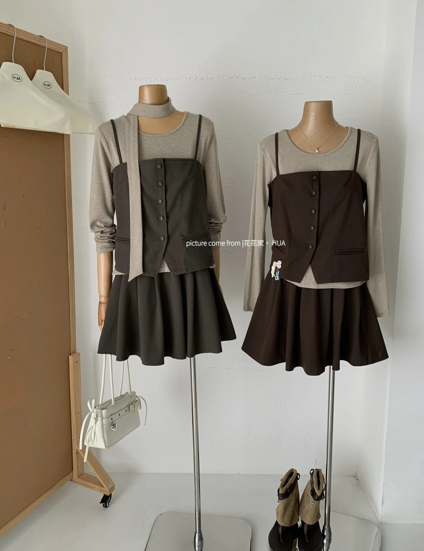 Ying Fashion Shop 飄帶打底上衣 修身顯瘦 吊帶背心 疊穿套裝 百褶短裙 三件式套裝