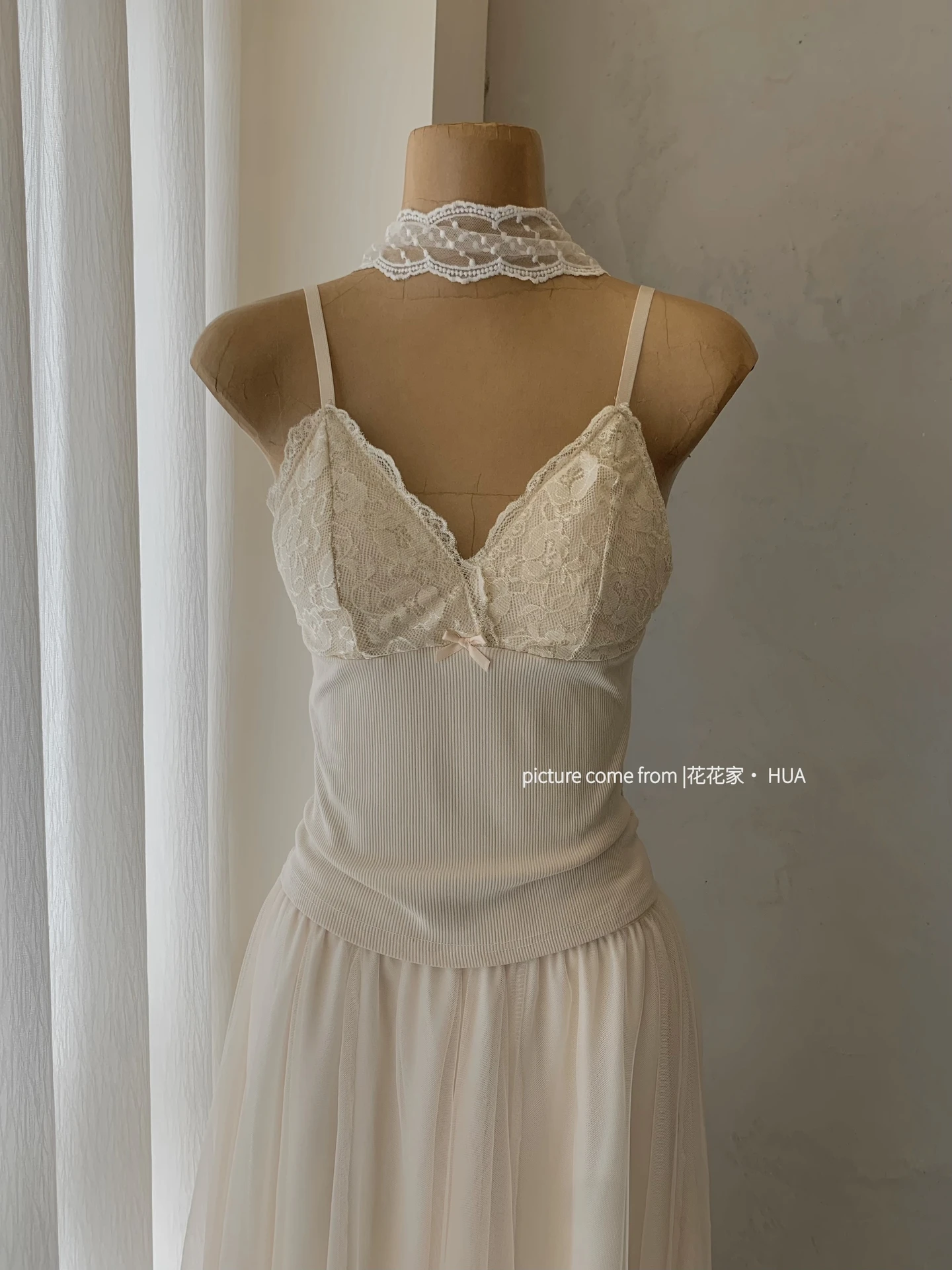 Ying Fashion Shop  秋季新款 針織毛衣外套 修身蕾絲吊帶上衣 網紗半身裙 三件式套裝