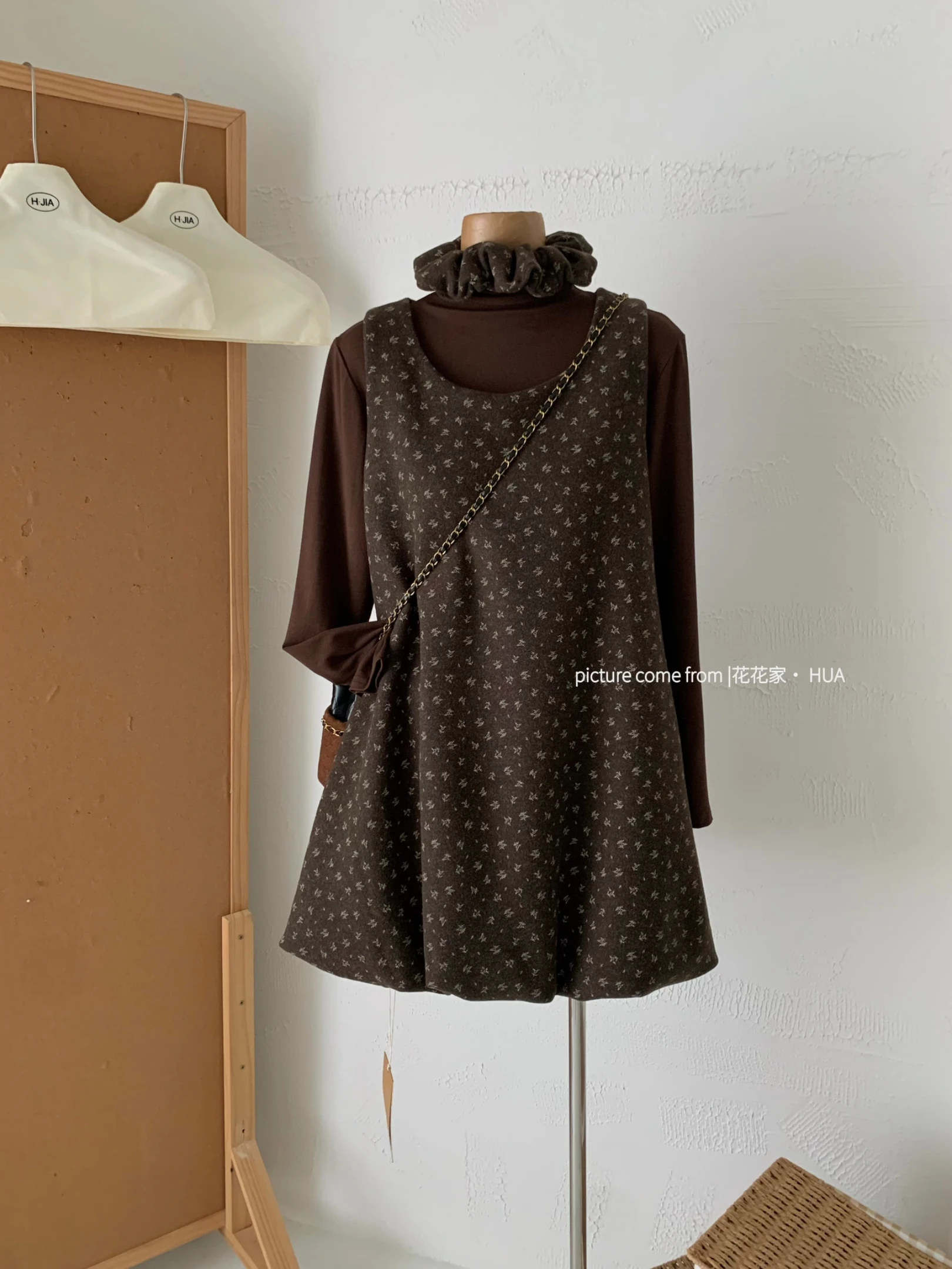 Ying Fashion Shop 少女感 碎花背心洋裝兩件套 花苞裙襬 內搭打底上衣 兩件式套裝