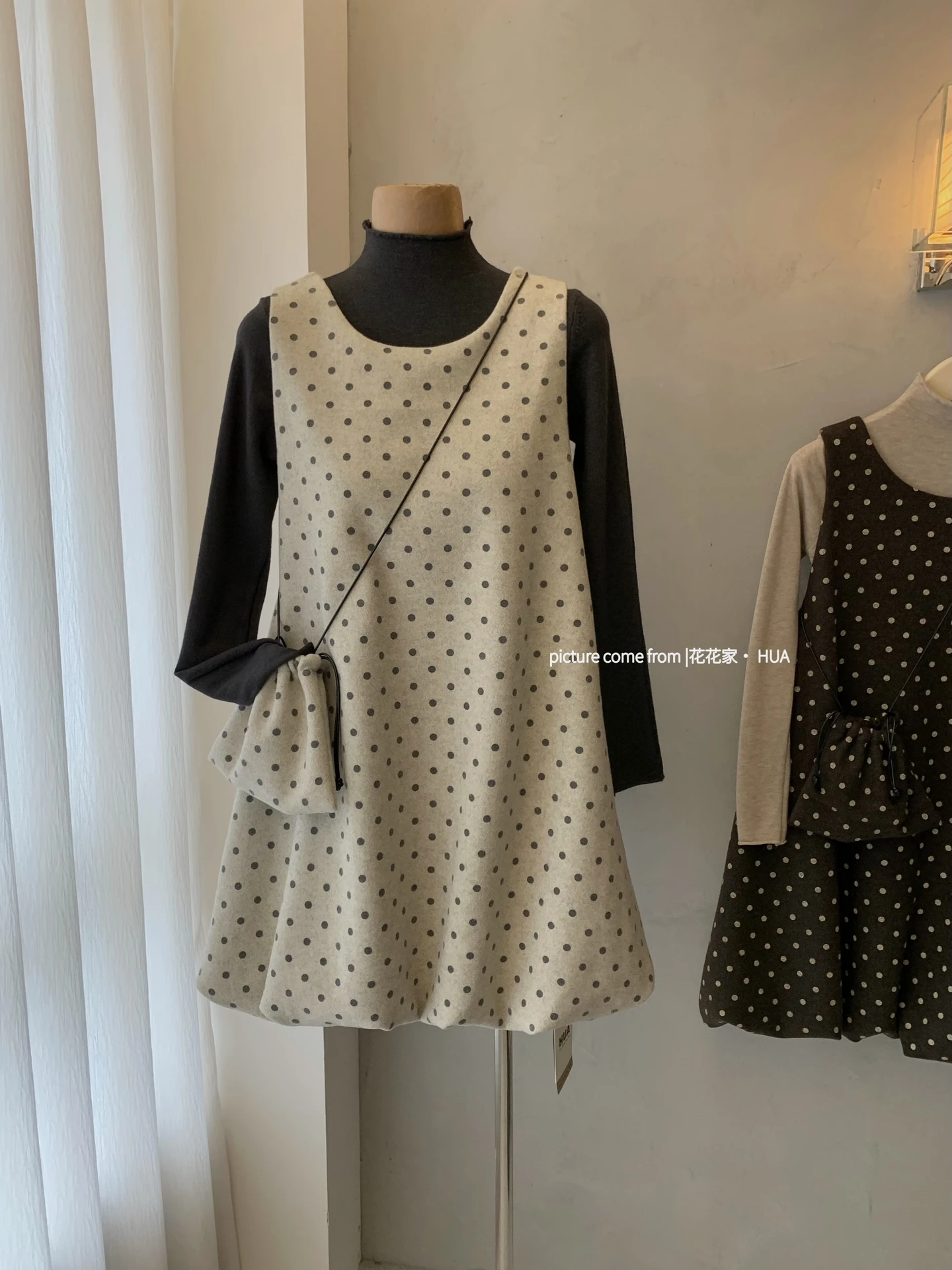 Ying Fashion Shop 純色顯瘦 打底長袖上衣 點點疊穿花苞裙 miu系背心連衣裙 兩件式套裝