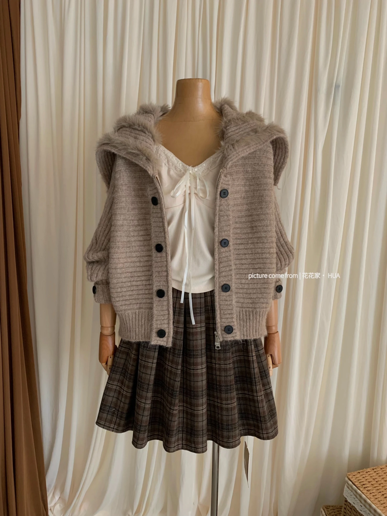 4452_6adb30c12ff67.jpg.webp