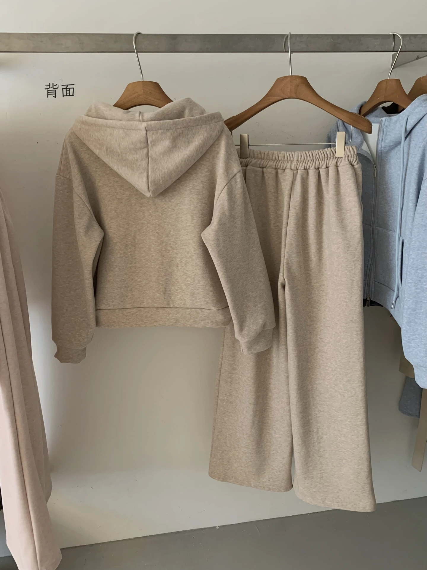 4452_6adb368aa1f4e.jpg.webp