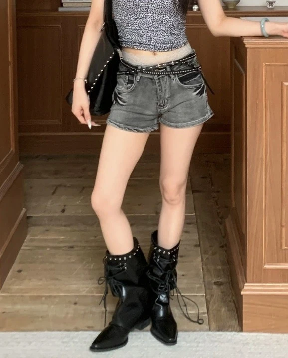 (現貨)JUNE117 水洗抓邊復古辣妹短褲