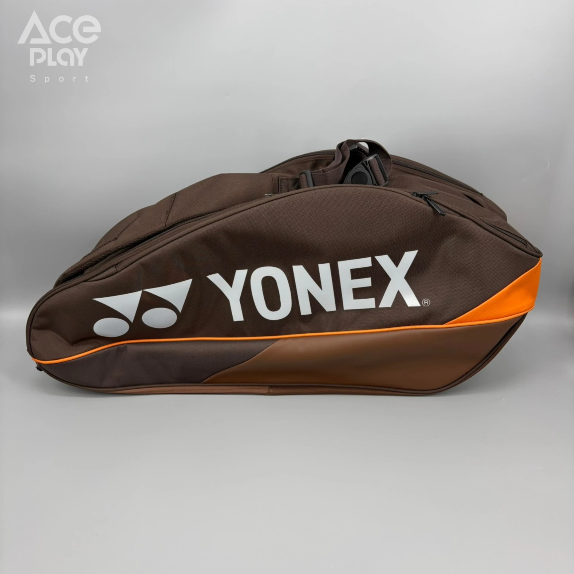 Aceplay艾斯沛體育】YONEX 優乃克 PRO RACQUET BAG 六支裝拍袋 咖啡色