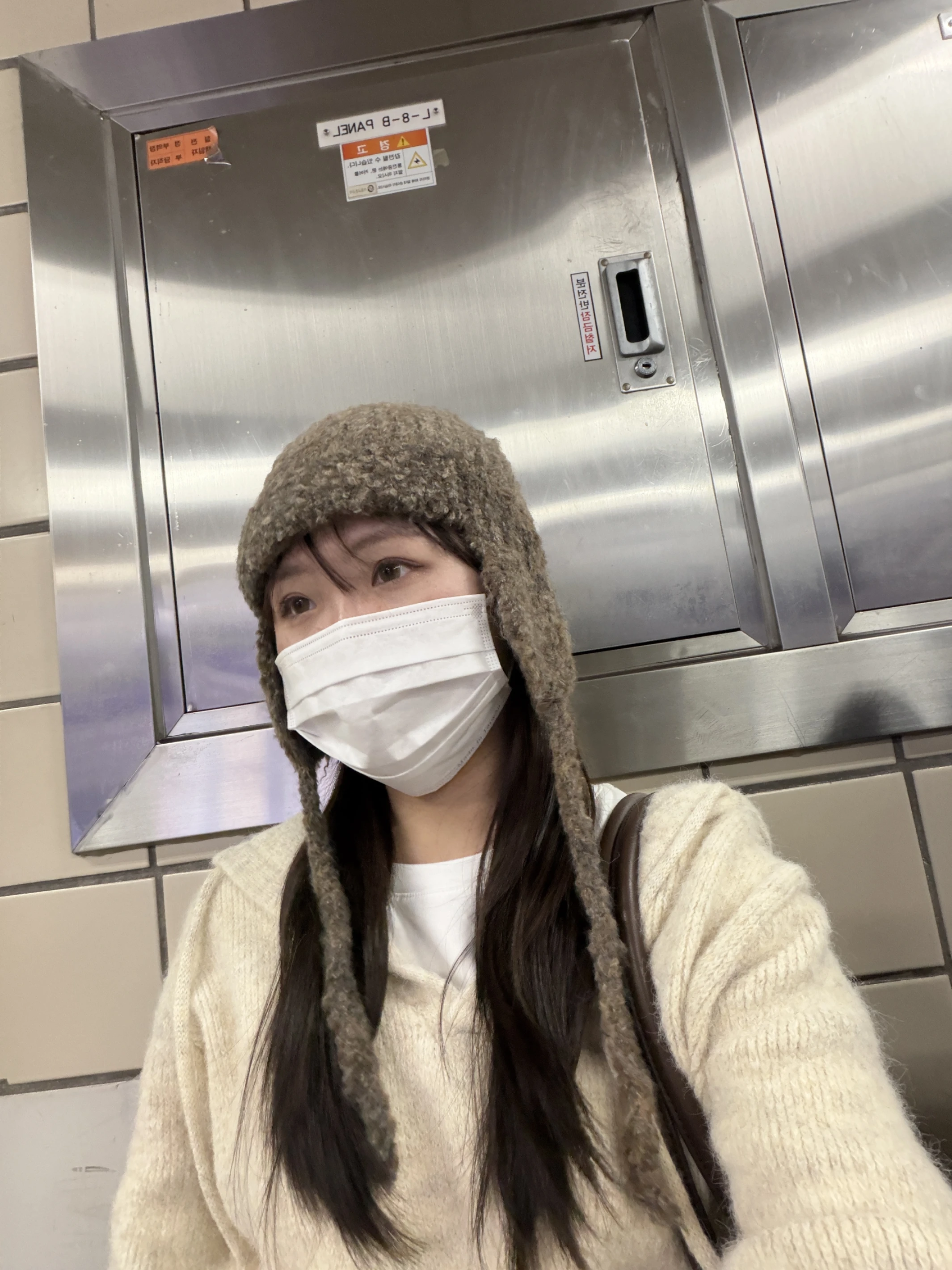 混色毛圈遮耳帽