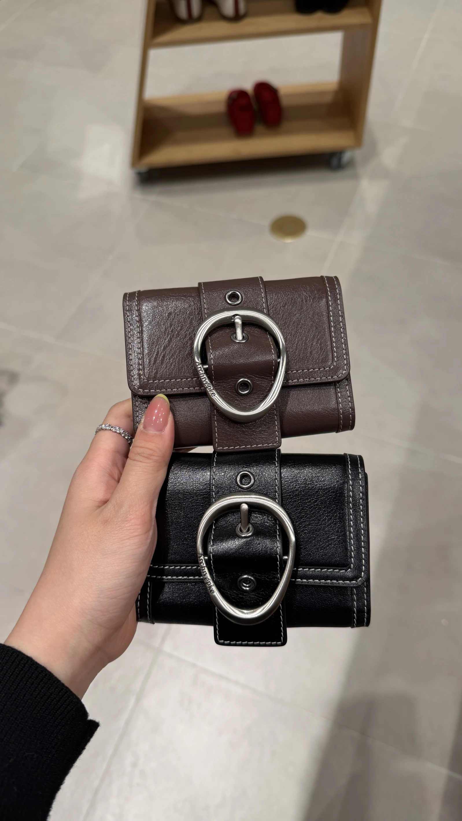 Archivépke 皮帶扣牛皮錢包Buckle wallet
