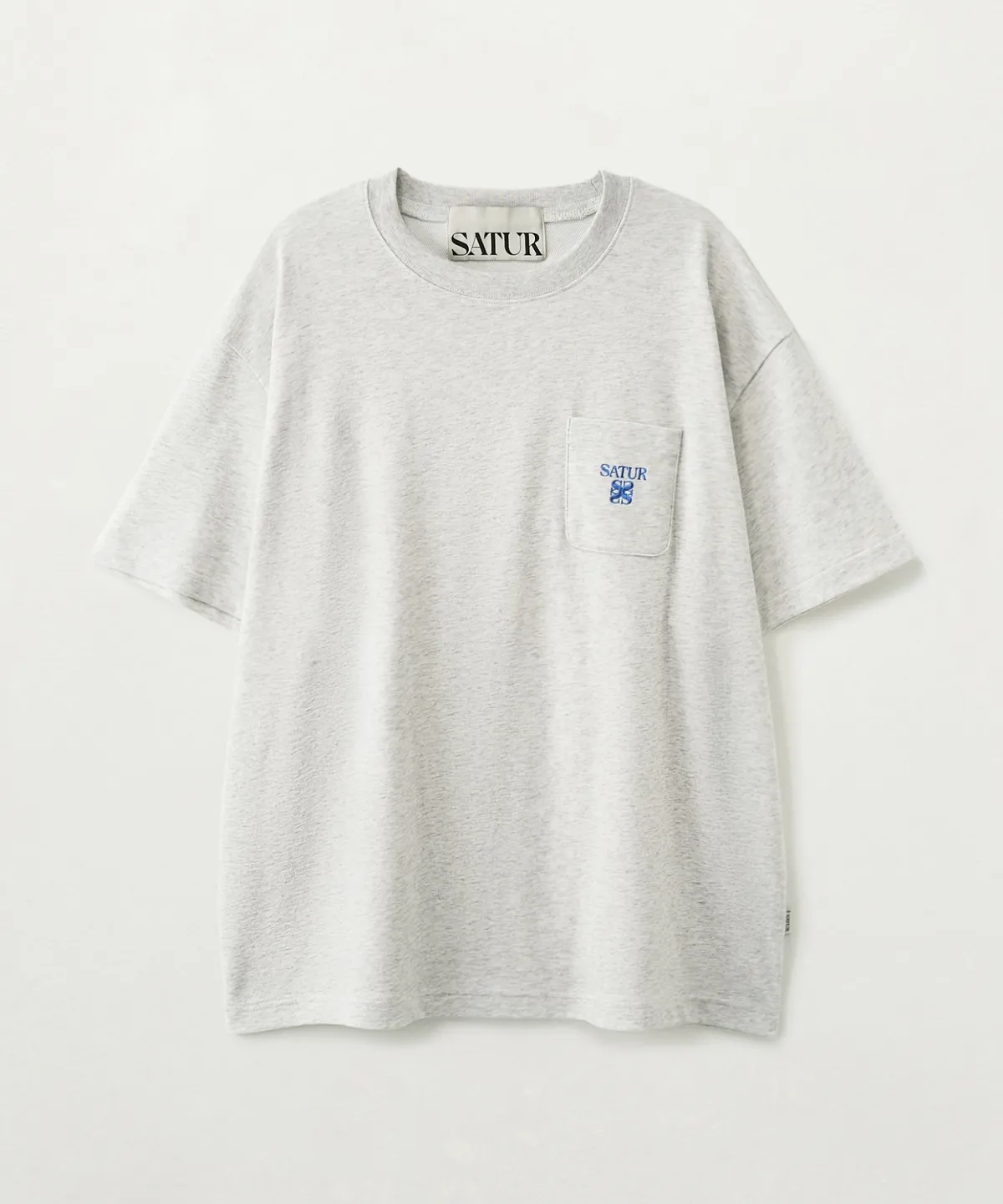 SATUR 男女通穿款小口袋logo短袖上衣