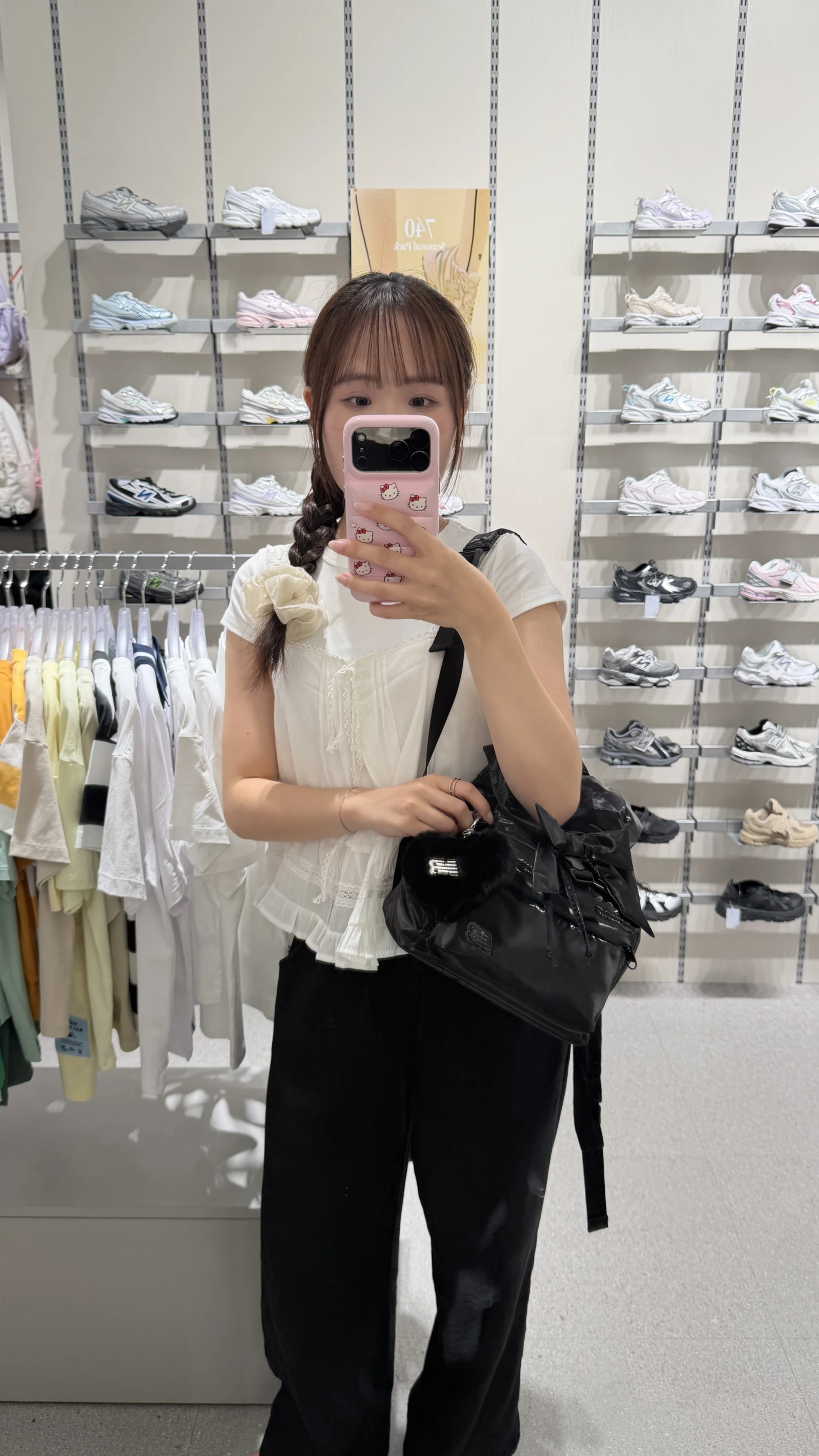New Balance珠光蝴蝶結後背包
