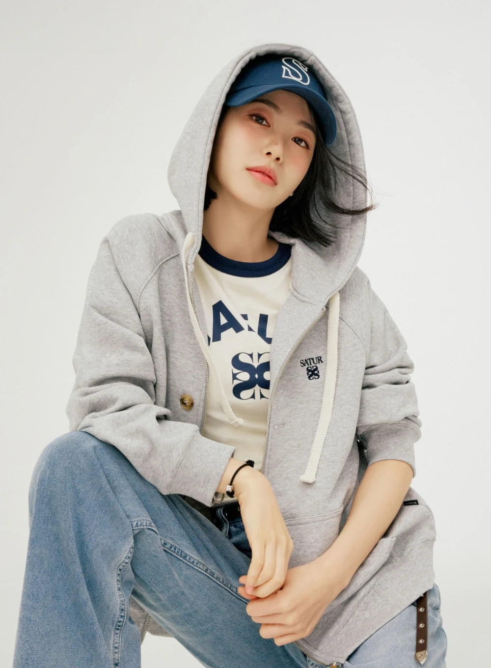 (特價款）SATUR 男女通穿小Logo 雙向拉鍊連帽外套