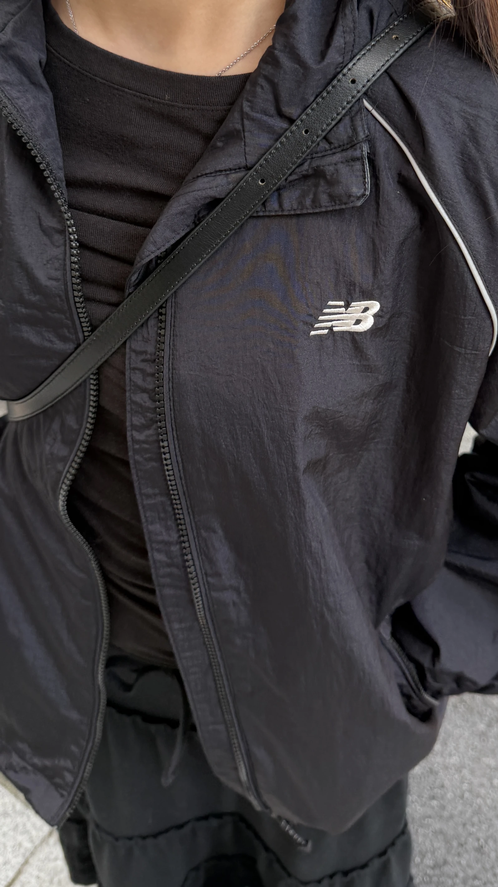 New Balance Kids 韓國款 Air Glossy 寬鬆機能風衣外套