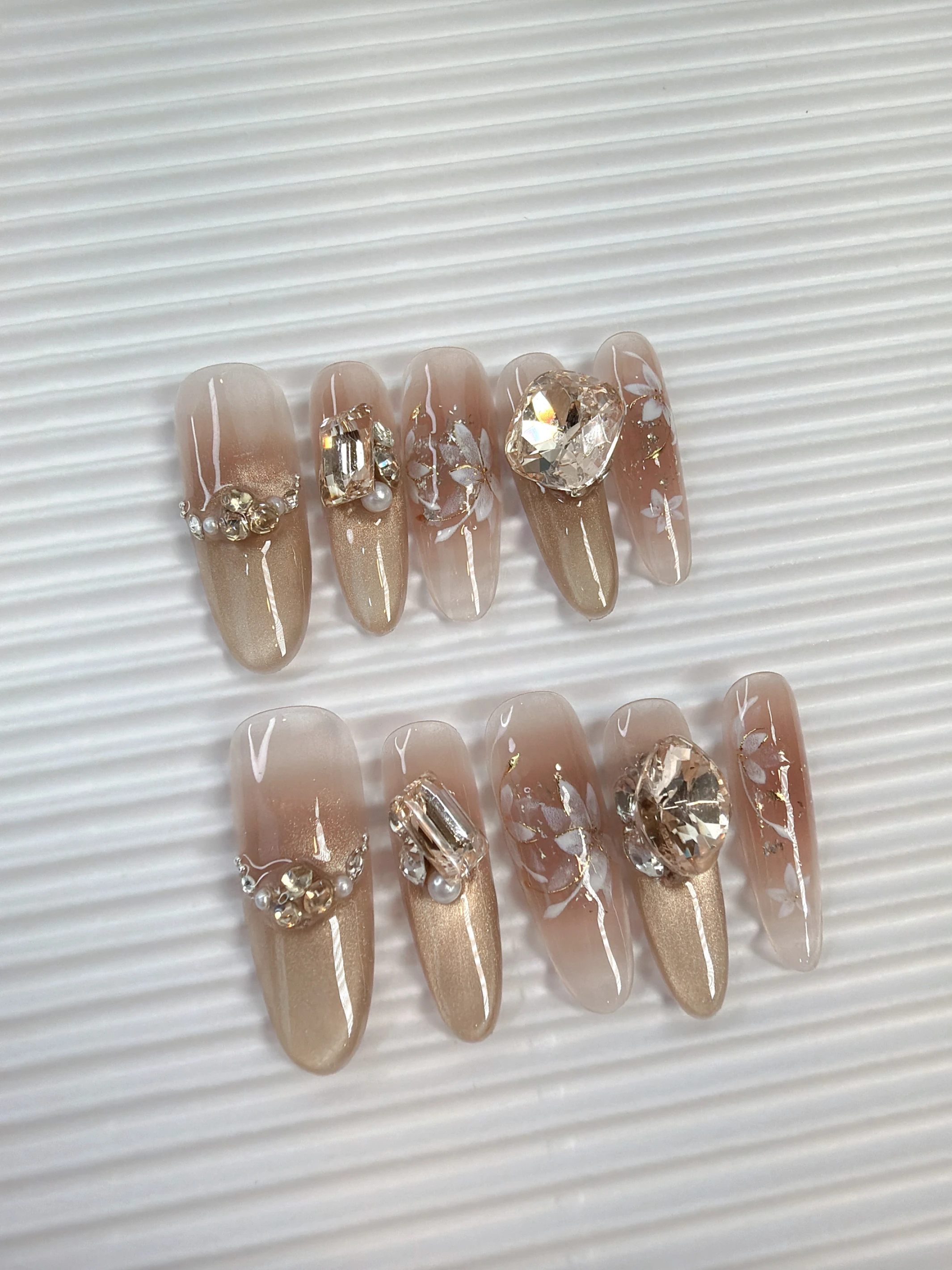 白茶花序