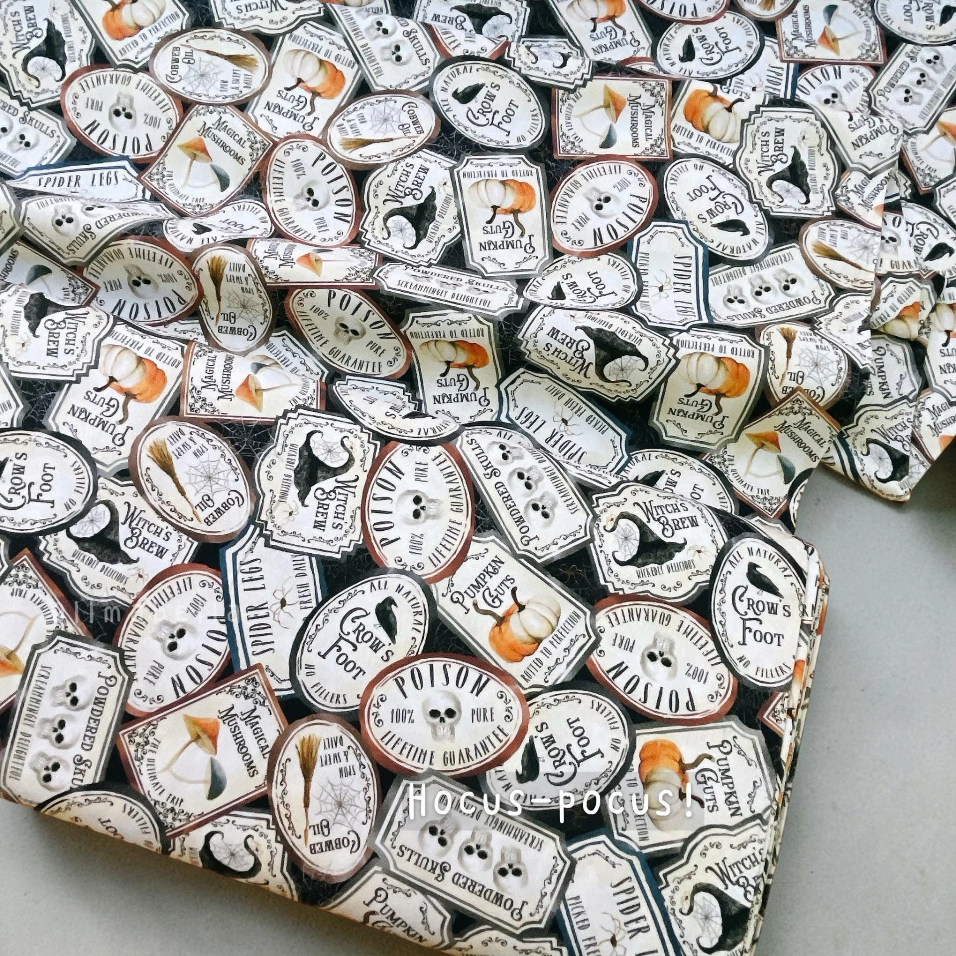 美國品牌印花棉布｜ Hocus-pocus!-紙牌｜