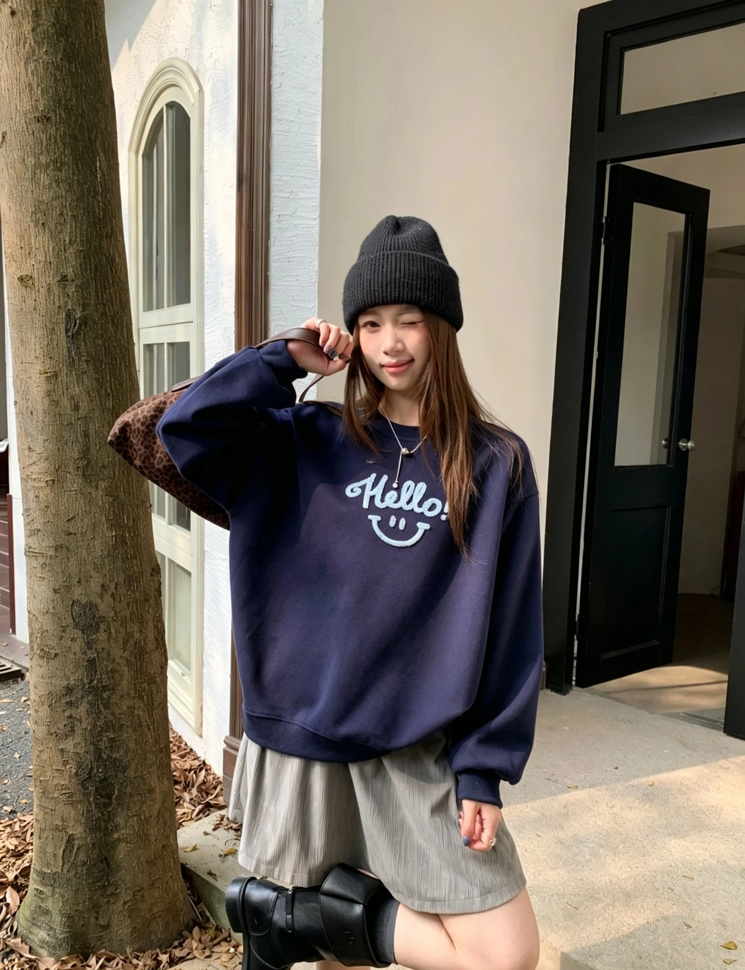 立體Hello笑臉大學T 預購7949#