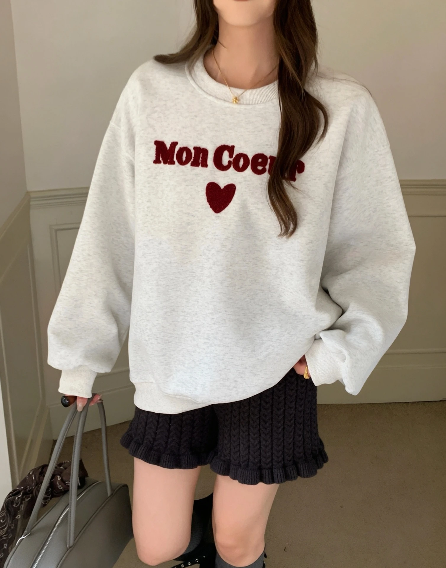 立體毛毛愛心大學T 預購7906#