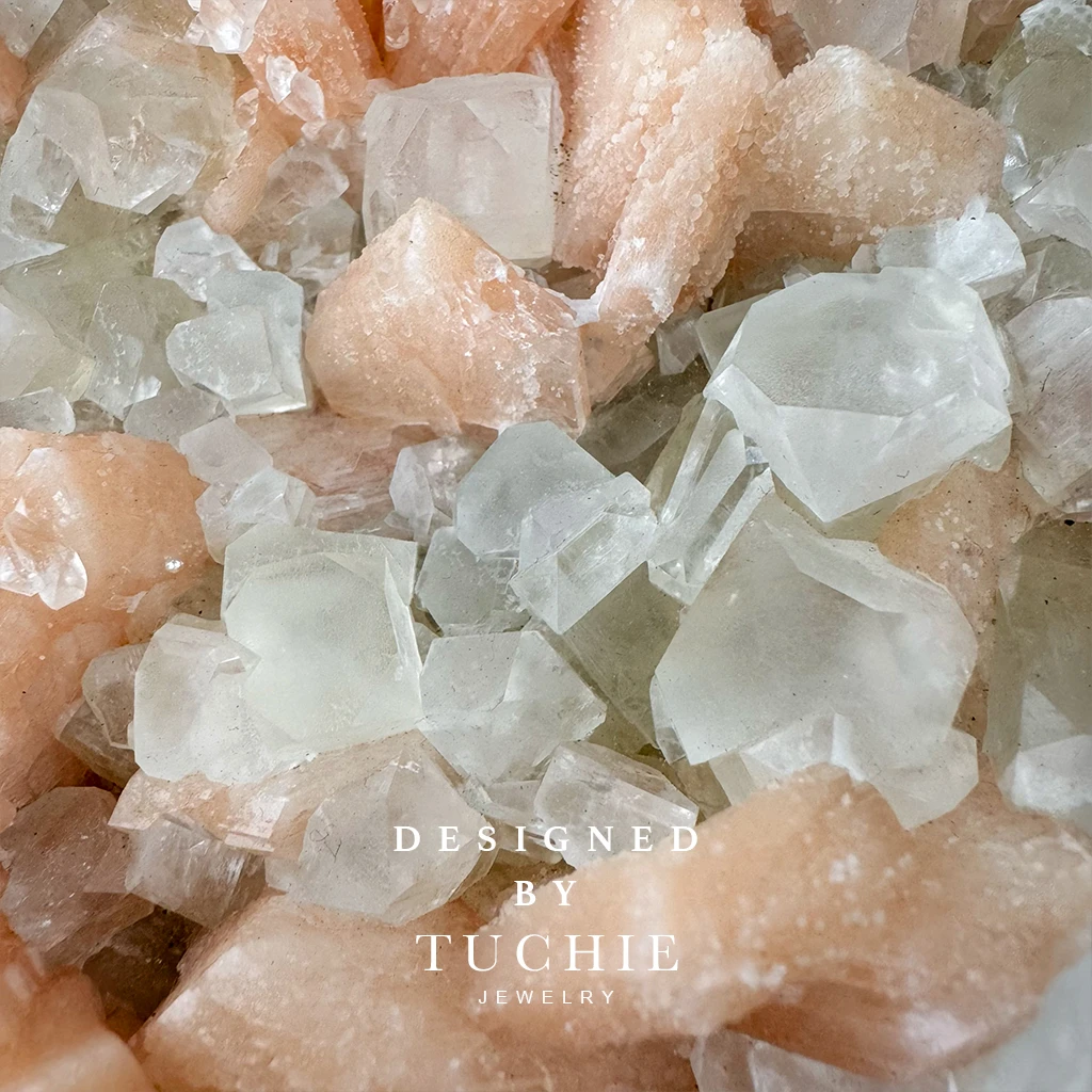 印度魚眼石共生粉沸石 消磁石 晶簇原礦