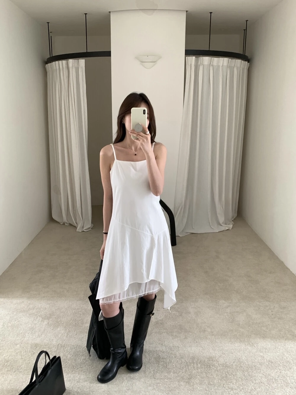 韓系清冷感下擺不規則洋裝