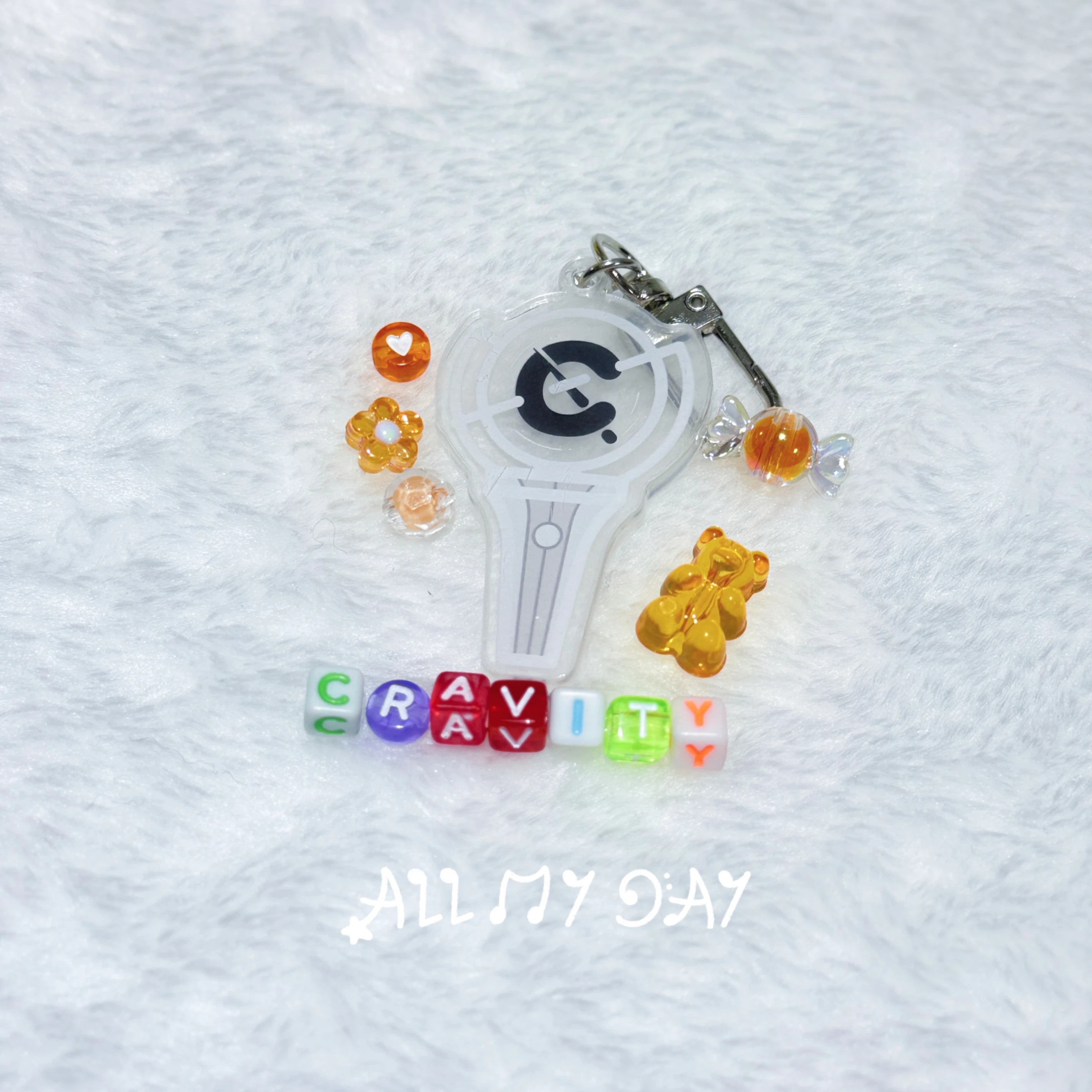 CRAVITY 手燈吊飾