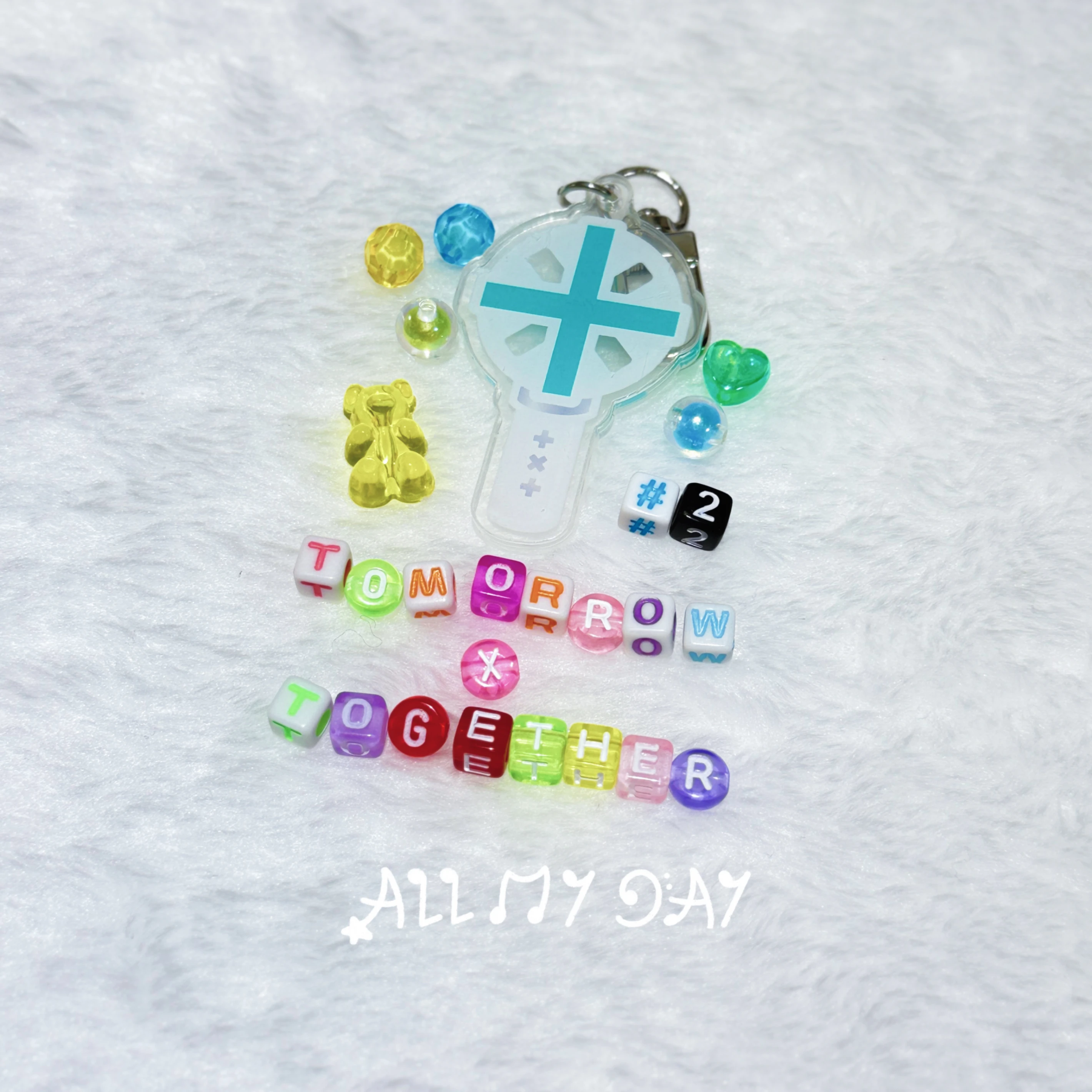 TOMORROW X TOGETHER 手燈吊飾