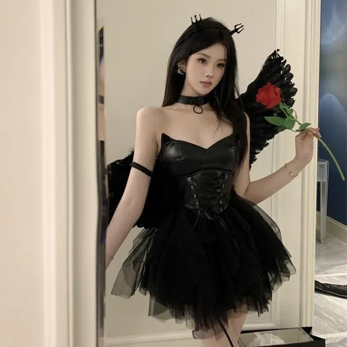 °• 𝘔𝘖𝘔𝘖𝘕𝘈 •°🫧現貨🫰黑夜魅姬 時尚辣妹性感皮裙暗黑綁帶收腰拼接網紗蓬蓬裙抹胸連衣裙 4140