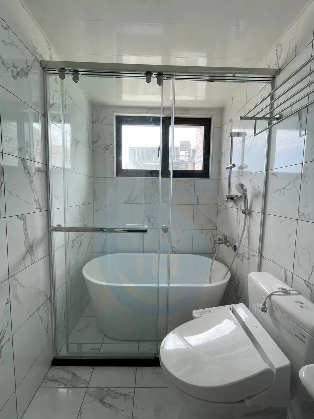 橫移雙滑門8mm強化清玻璃
