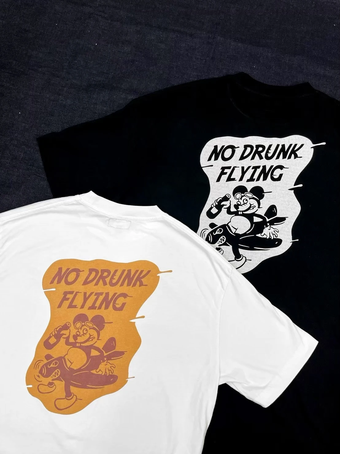 AW-''AFTER WORK'' NO DRUNK FLYING T-SHIRT 白/黑