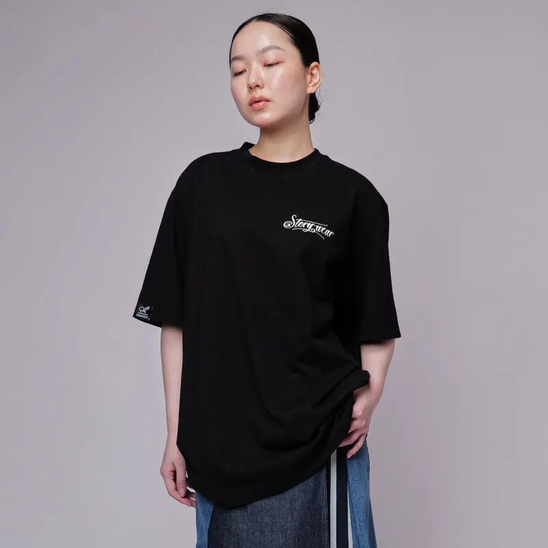 Storywear-DARREN聯名QPEE T-SHIRT(黑)