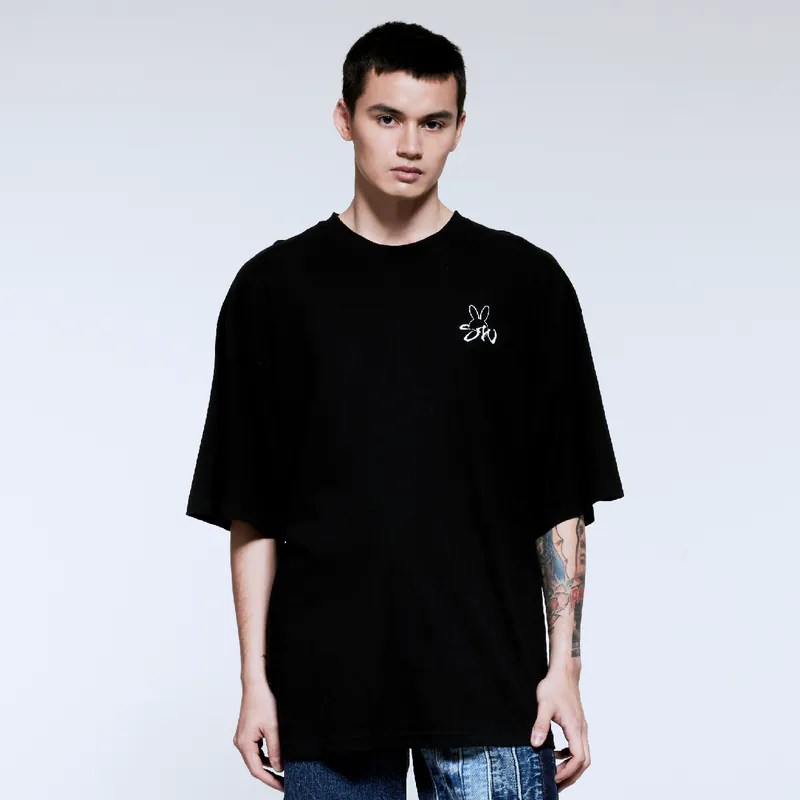 STORYWEAR-姚瑞中聯名兔兔T恤 (One size)