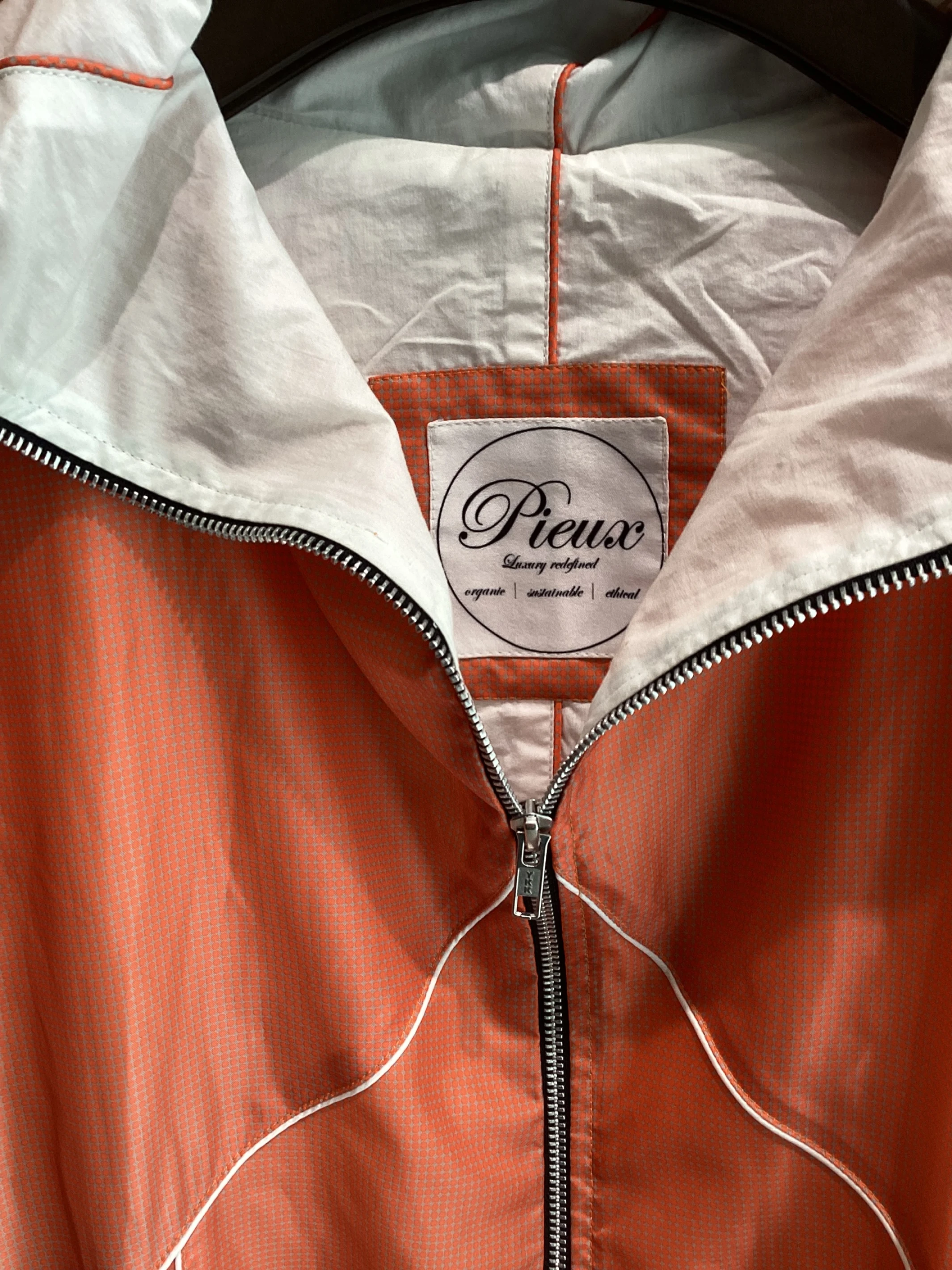 Pieux-nylon jacket