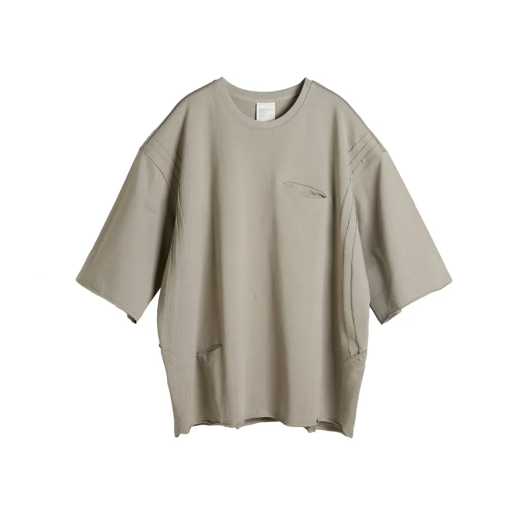 VACANT-Double Pockets Tee