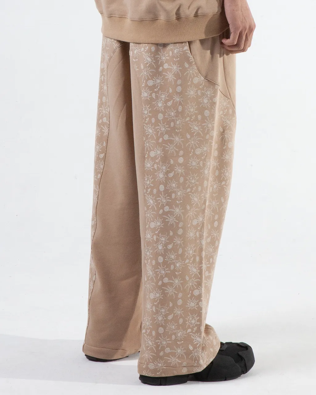 VACANT-Paisley Sweat Pants