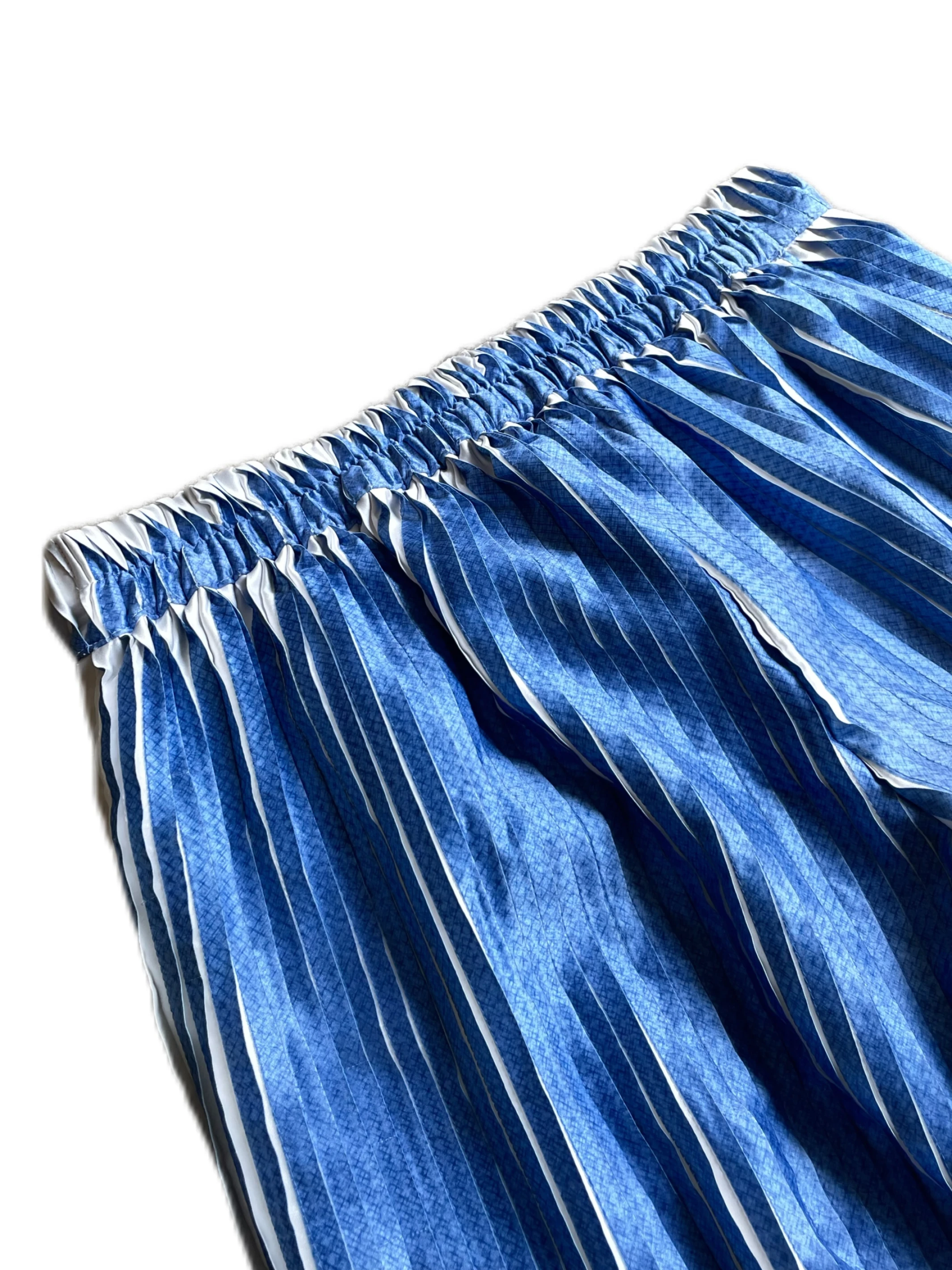 pieux- lenticular pants 鈕扣