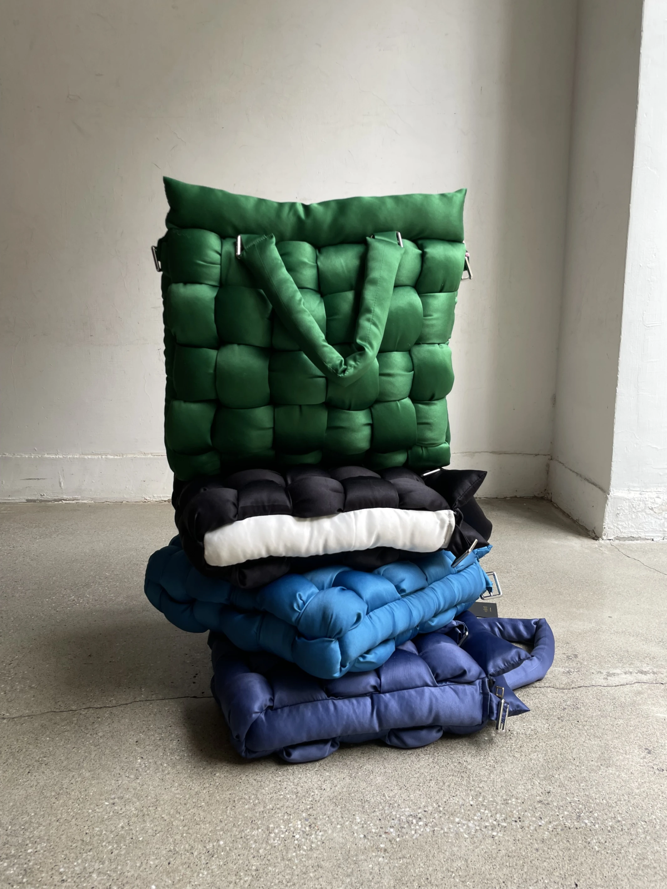 Pieux-Puffer Bag