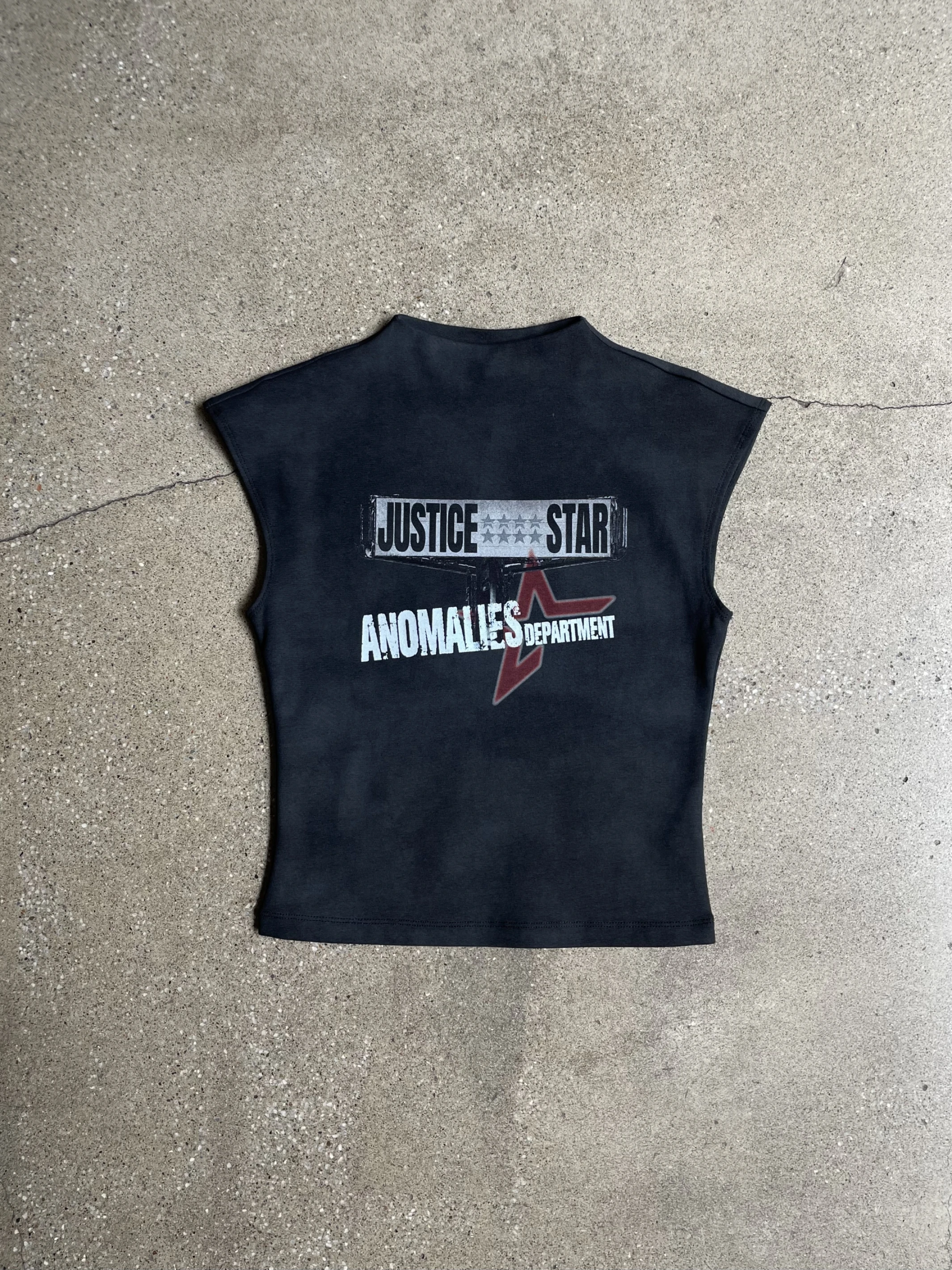 ANOMALIES-Distressed Print High Neck Short Sleeve T-Shirt