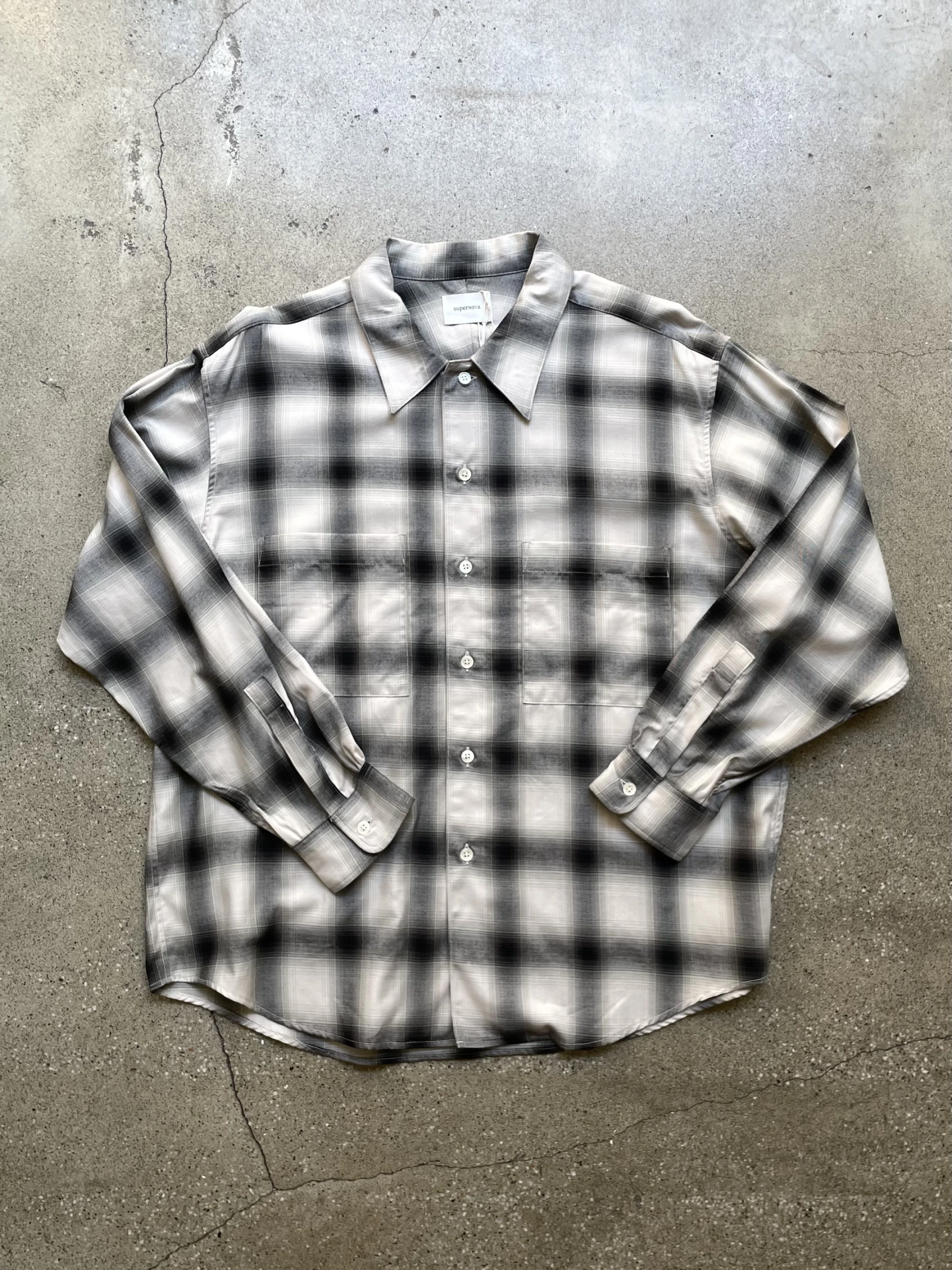YOUZI-superNOVA Split yoke big shirt - Ombre check / Natural