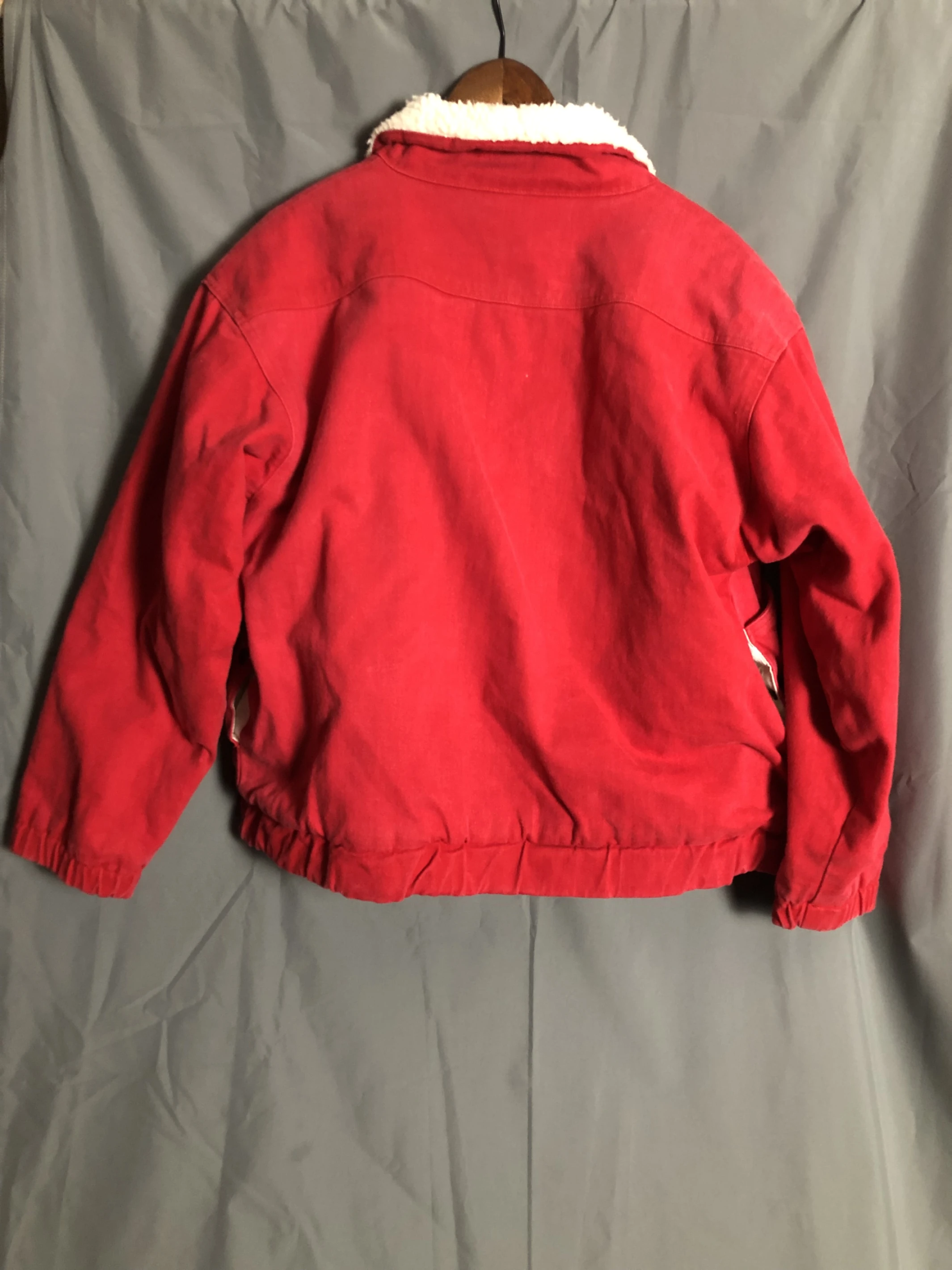 紅色短版羊羔絨夾克