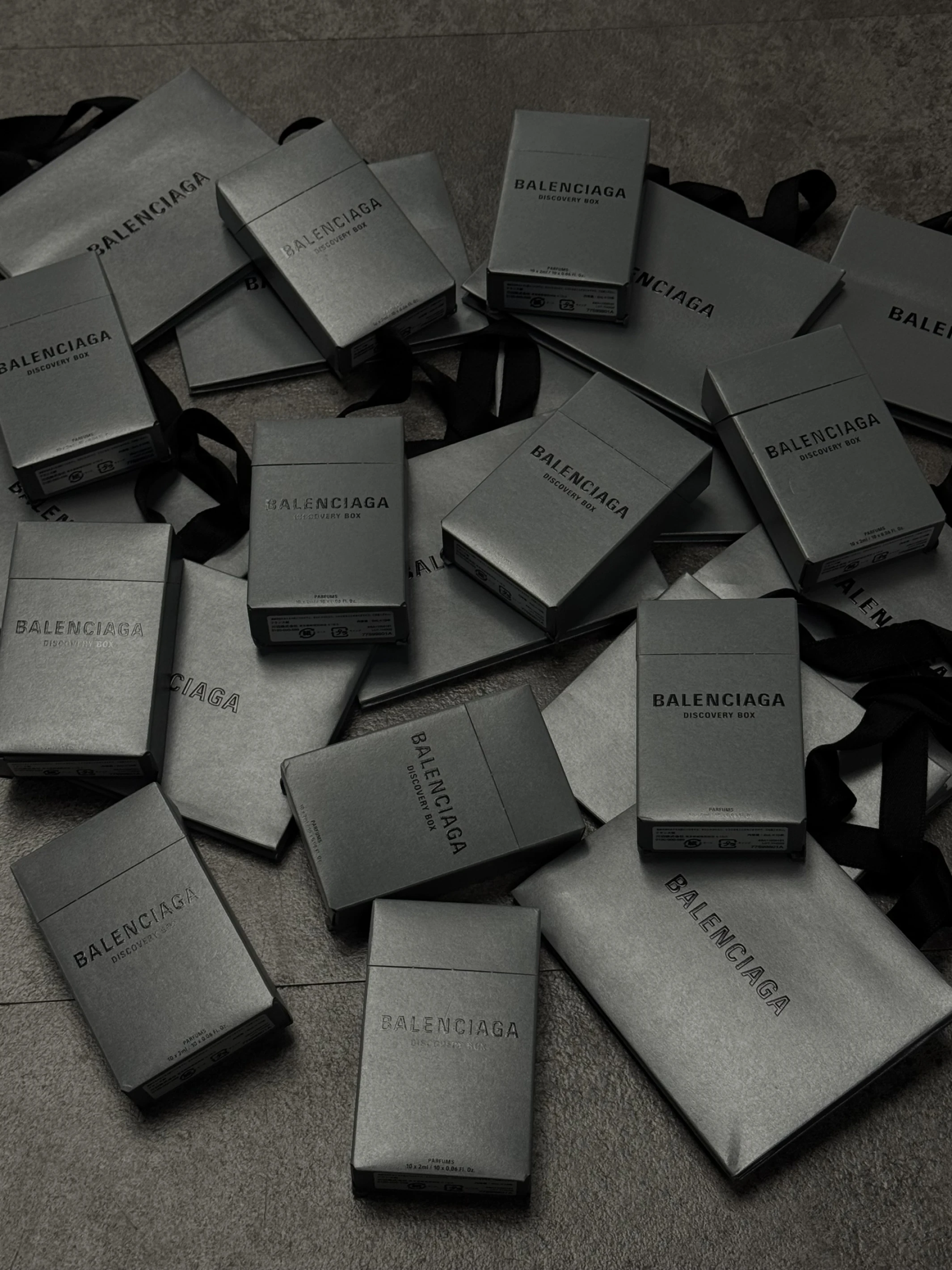 BALENCIAGA 煙盒小香水DISCOVERY BOX 高雄街頭潮流服飾｜設計品牌代理