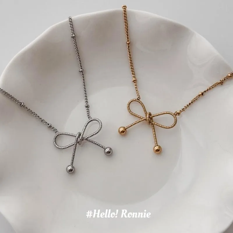 ✨Hello!Ronnie✨現貨316L通體鈦鋼項鍊 醫療鋼項鍊壓紋質感蝴蝶結項鍊/金銀/高保色/不過敏低過敏/交換禮物