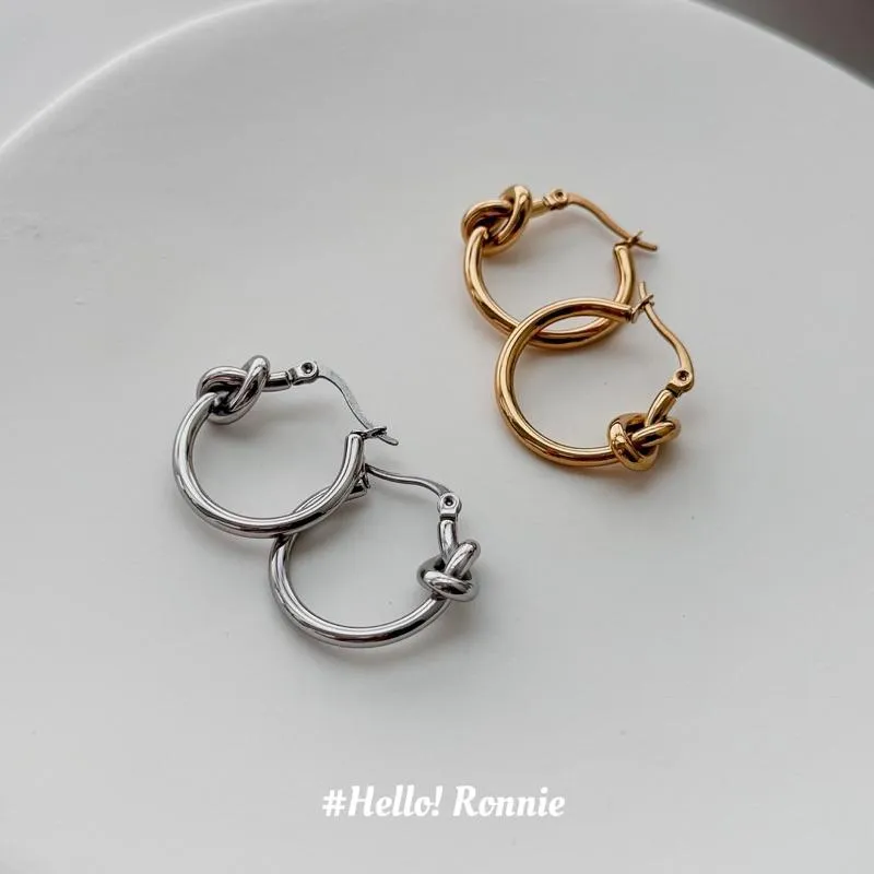 ✨Hello!Ronnie✨現貨316L通體鈦鋼耳環 醫療鋼耳環 簡約單扭結耳環 金/銀