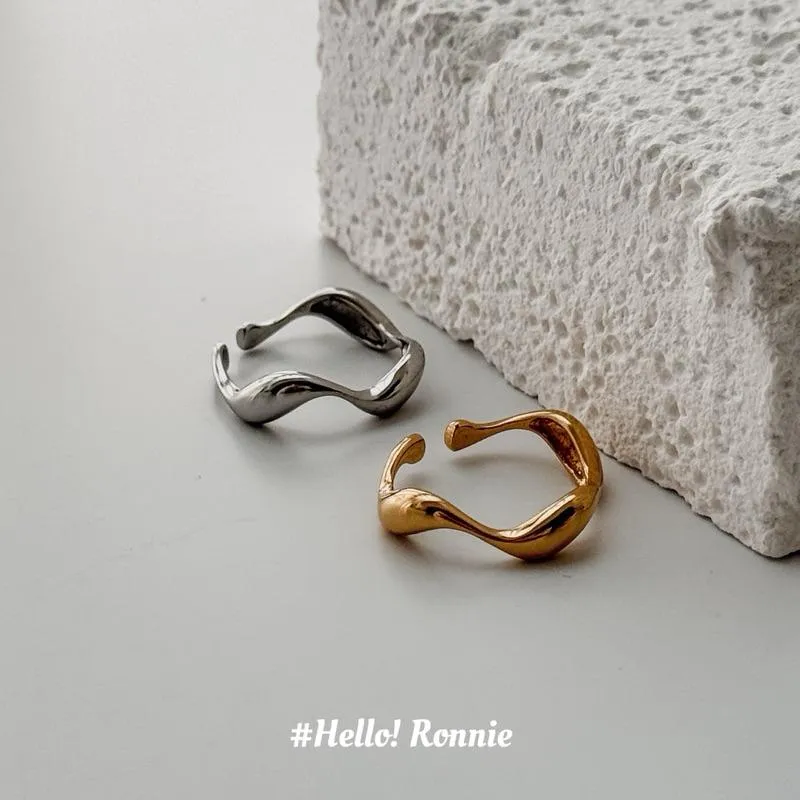 ✨Hello!Ronnie✨現貨316L通體鈦鋼戒指 醫療鋼戒指 開口戒指 不規則波浪戒指 金/銀