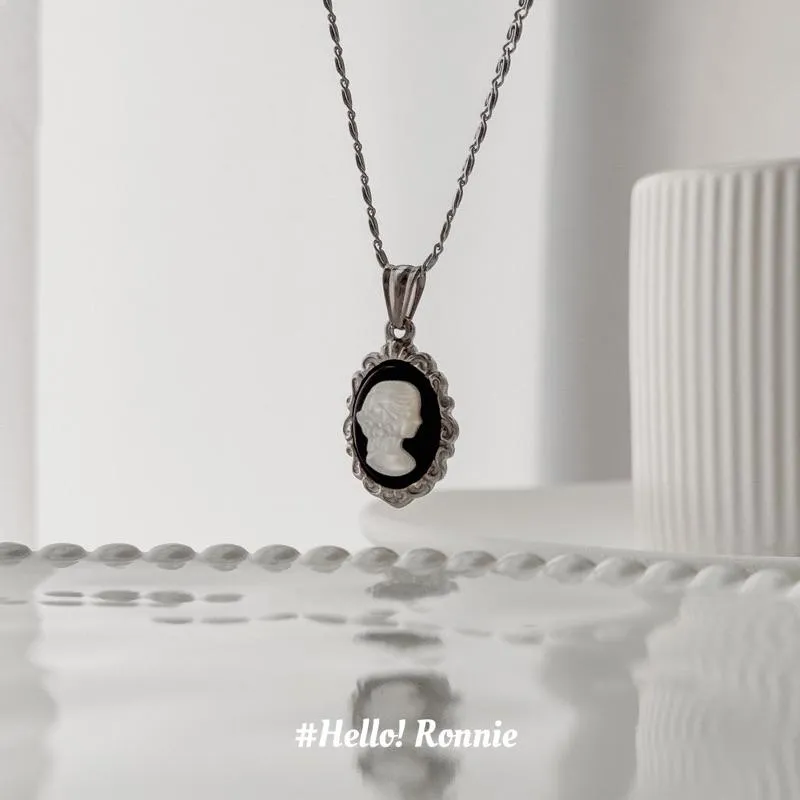 ✨Hello!Ronnie✨現貨316L通體鈦鋼項鍊 醫療鋼項鍊 復古宮廷風白貝殼女王頭項鍊