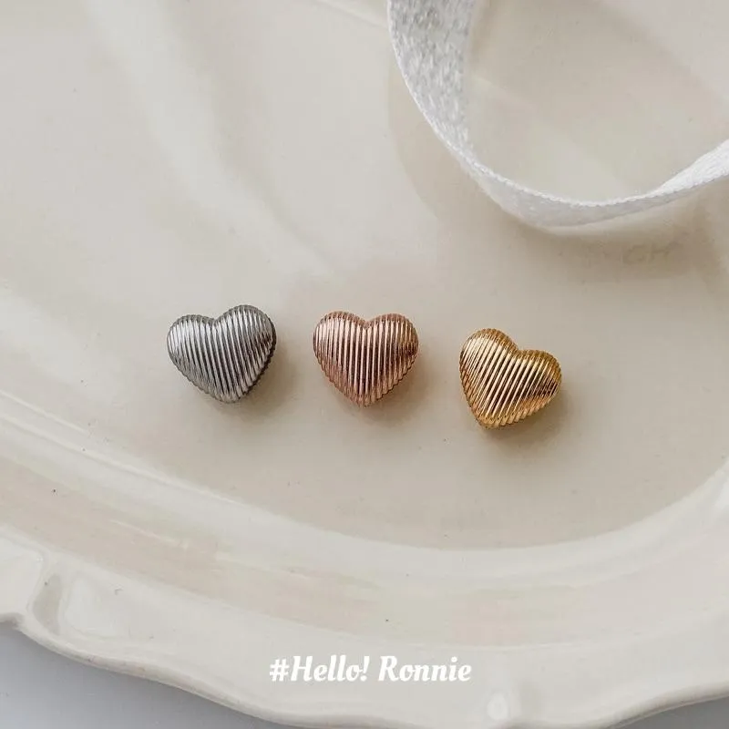✨Hello!Ronnie✨現貨316L通體鈦鋼耳扣 醫療鋼耳扣 氣質愛心線條耳扣愛心耳環 金/銀/玫瑰金