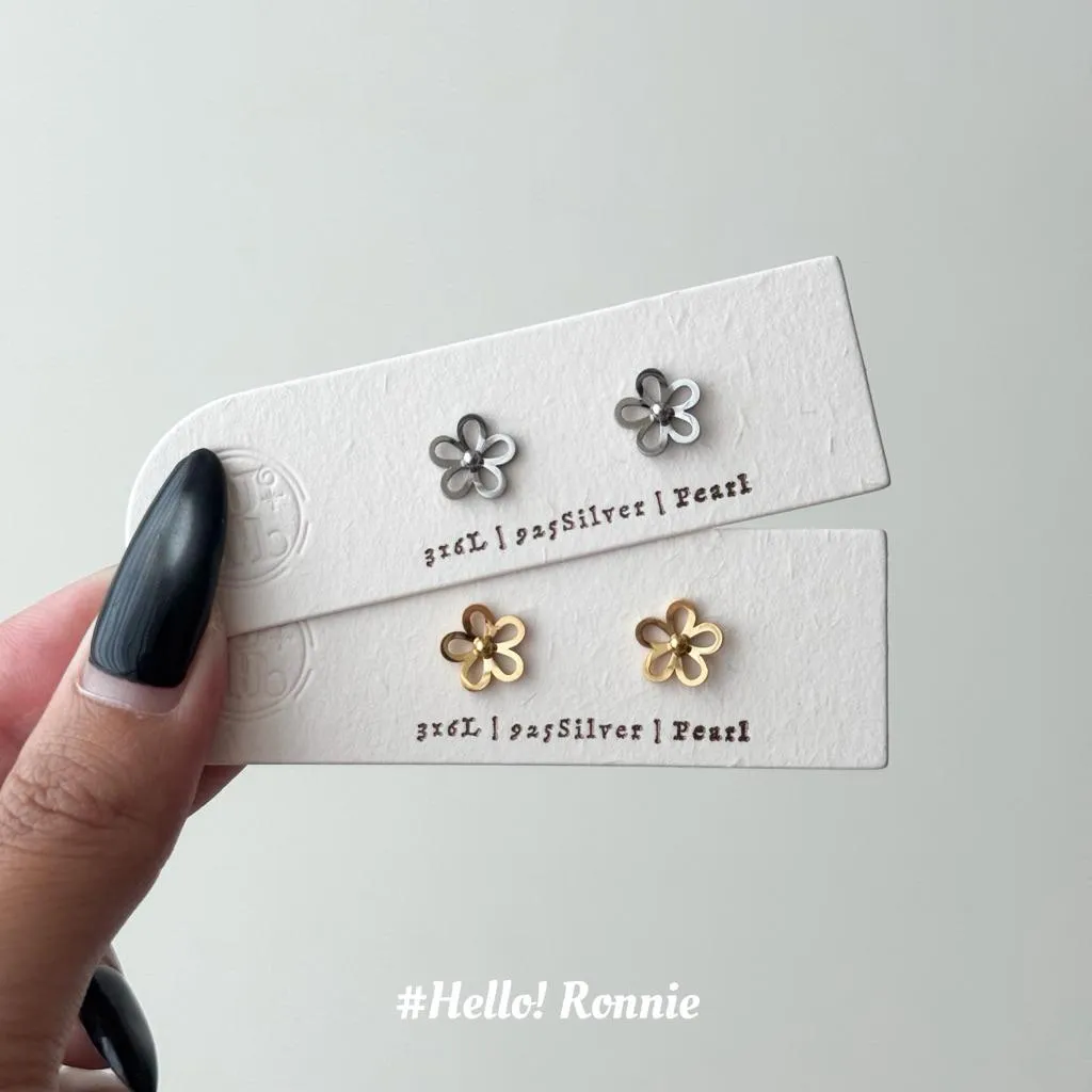 ✨Hello!Ronnie✨獨家設計 316L醫療鋼鏤空小花朵自訂款鎖珠