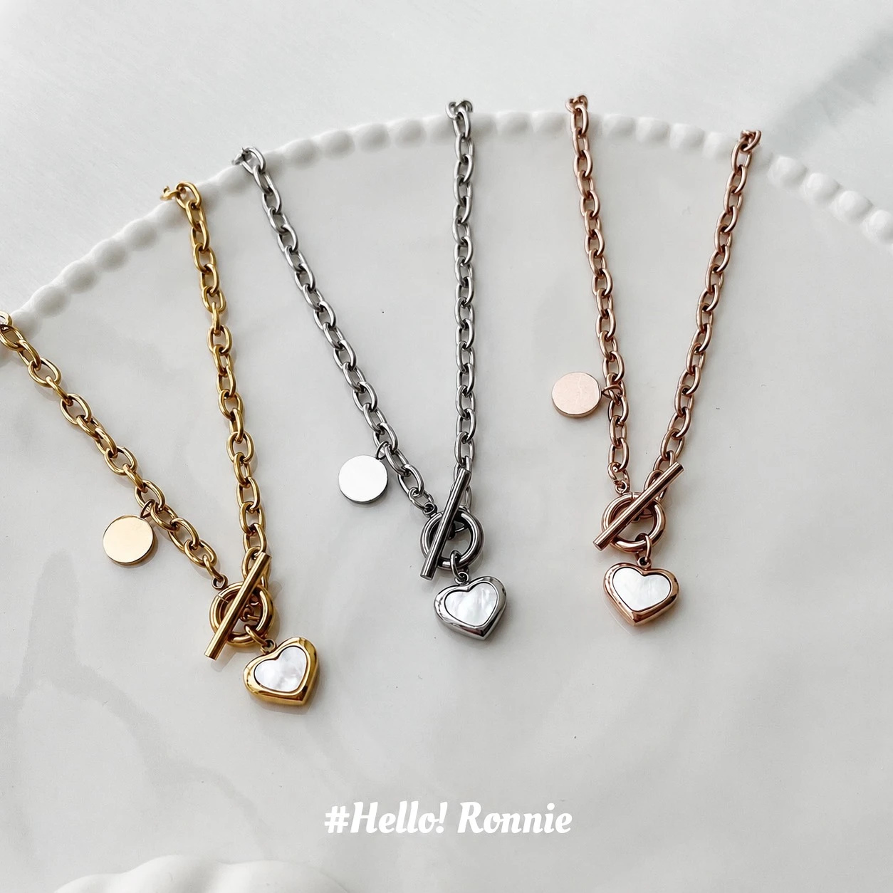 ✨Hello!Ronnie✨獨家設計款 現貨316L通體鈦鋼項鍊 醫療鋼項鍊 白貝母OT扣愛心項鍊金/銀/玫瑰金
