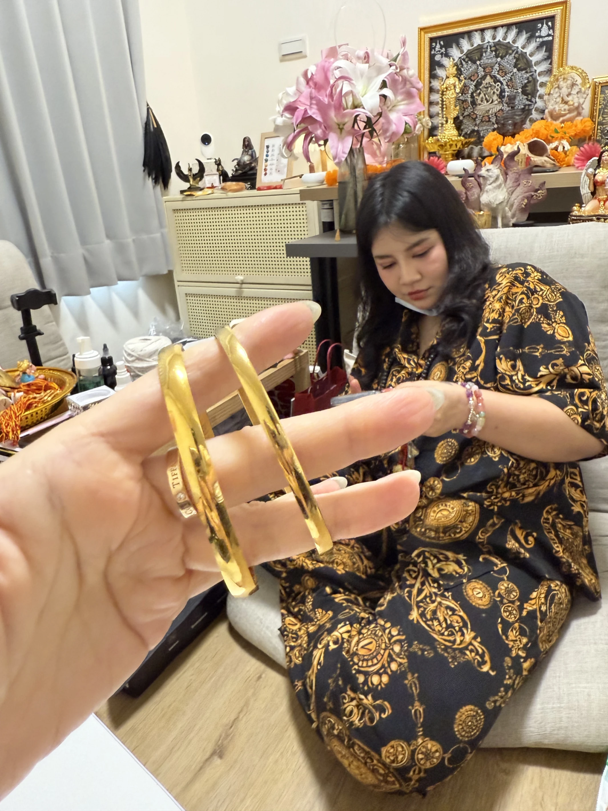 7月阿贊漾客製化親刻手環，師傅來台