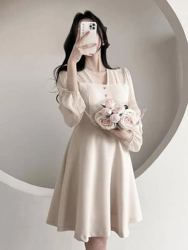 🇰🇷Chloe C. 韓國東大門服飾🇰🇷 eeyou ［熱銷款🏆］正韓拼接紡紗後綁帶長袖洋裝.登記結婚.婚禮禮服款