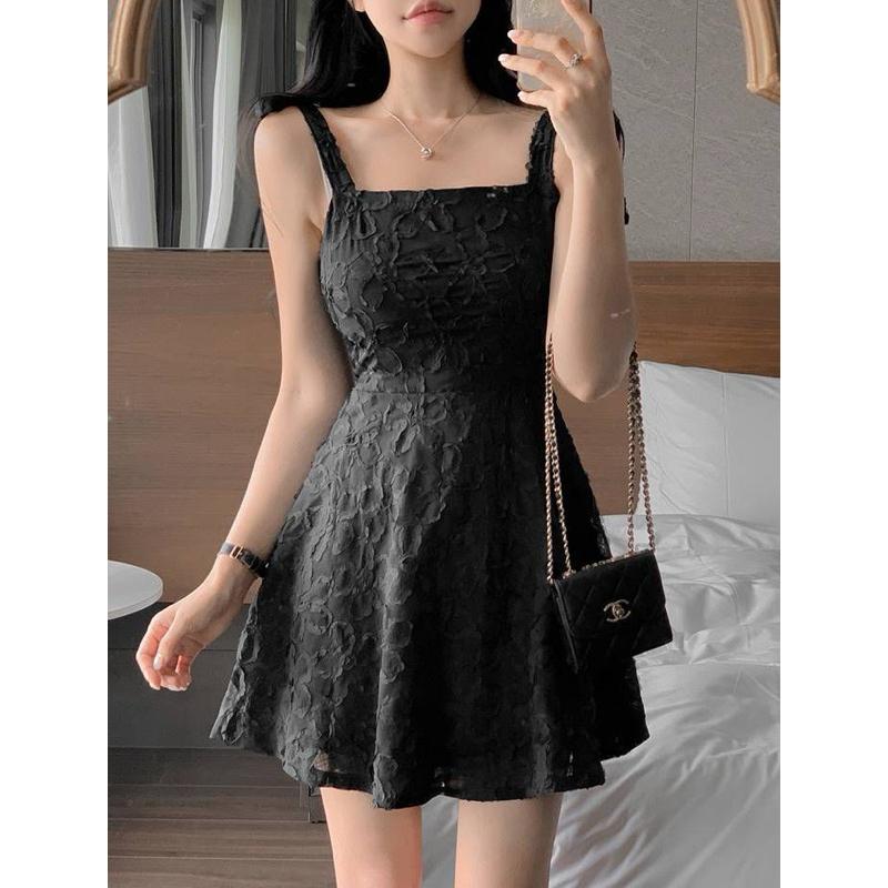 🇰🇷Chloe C. 韓國東大門服飾🇰🇷  mello 正韓繡花粗肩可調綁帶無袖短洋裝