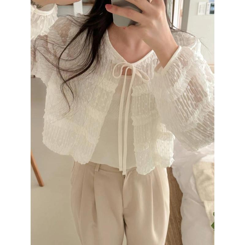 🇰🇷Chloe C. 韓國東大門服飾🇰🇷  And by L 正韓皺摺舒適衣領綁帶罩衫