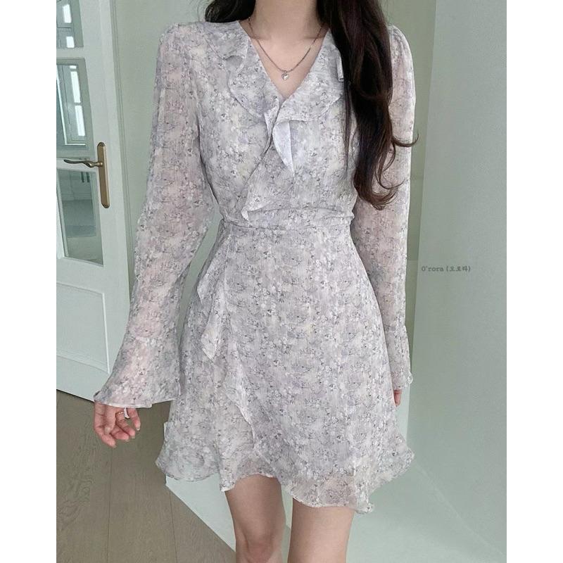 🇰🇷Chloe C. 韓國東大門服飾🇰🇷  o’rora 正韓木耳邊交叉V領長袖短版洋裝