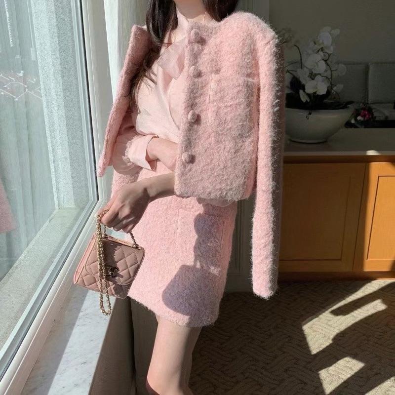 🇰🇷Chloe C. 韓國東大門服飾🇰🇷  eeyou 正韓毛呢排扣短版外套短裙套裝