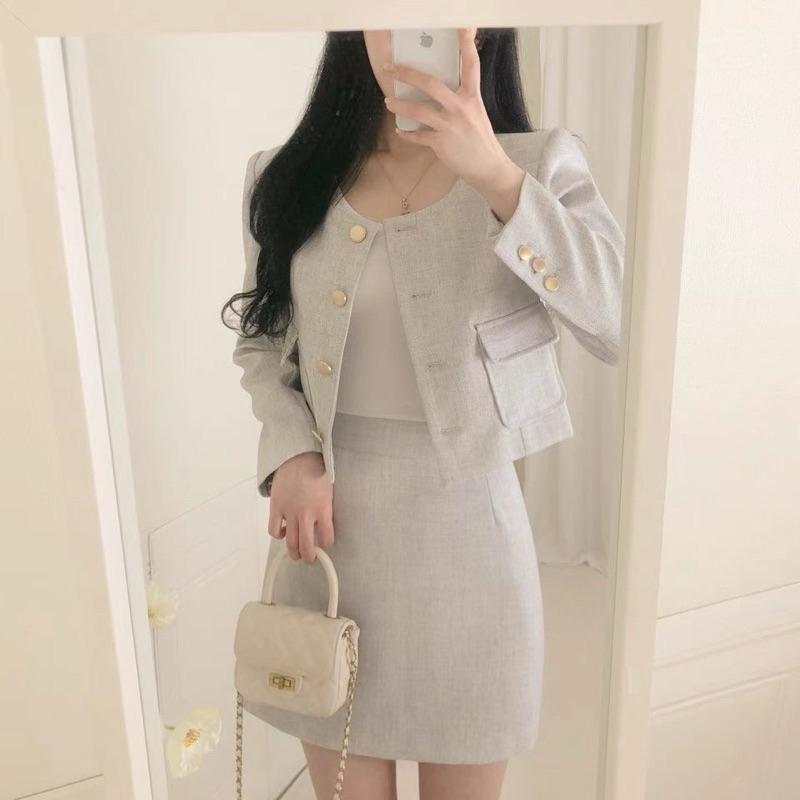 🇰🇷Chloe C. 韓國東大門服飾🇰🇷 eeyou 正韓短版小香風外套短裙套裝